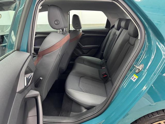 Audi A1 Sportback EDITION ONE DSG S-Line Bang & Olufsen 18 ALU 