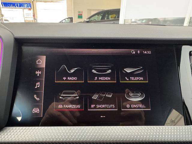 Audi A1 Sportback EDITION ONE DSG S-Line Bang & Olufsen 18 ALU 