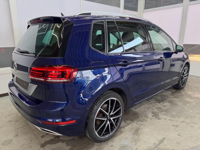 Volkswagen Golf Sportsvan VII JOIN DSG NAVI AHK ACC RFK ALU 18 Zoll 
