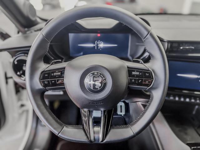 Alfa Romeo Junior Speciale IBRIDA MATRIX ACC KEYLESS NAVI 