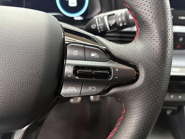 Hyundai i20 N-LINE NAVI KLIMAAUTOMATIK SHZ RFK PDC 