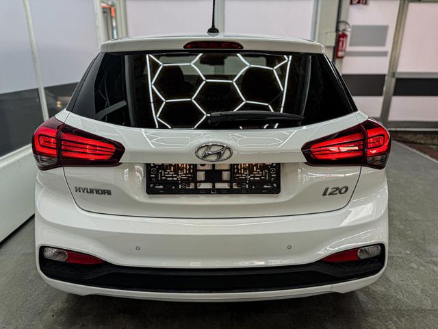 Hyundai i20 ACTIVE DCT NAVI SHZ RFK PDC 