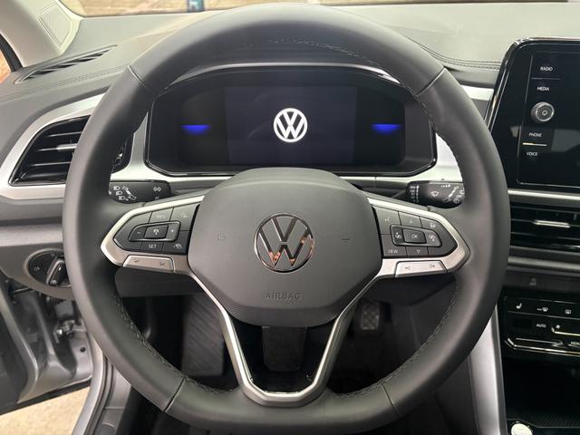 Volkswagen T-Roc EDITION IQ DRIVE SHZ ACC RFK PDC 