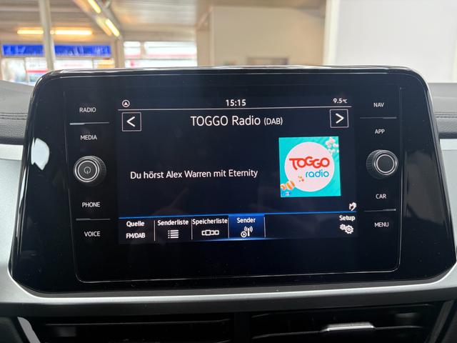 Volkswagen T-Roc EDITION IQ DRIVE SHZ ACC RFK PDC 