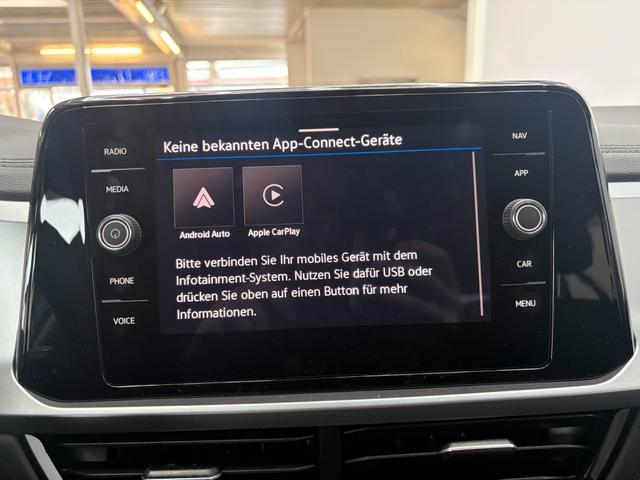 Volkswagen T-Roc EDITION IQ DRIVE SHZ ACC RFK PDC 