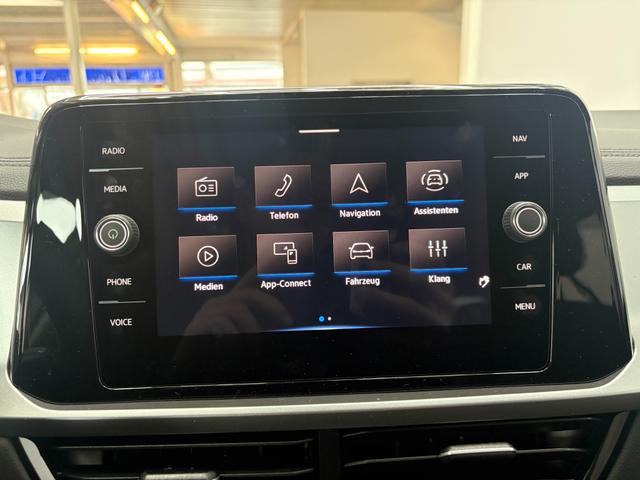 Volkswagen T-Roc EDITION IQ DRIVE SHZ ACC RFK PDC 