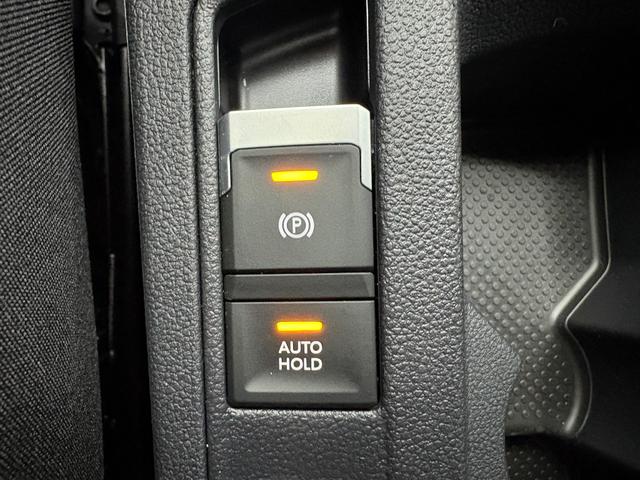 Volkswagen T-Roc EDITION IQ DRIVE SHZ ACC RFK PDC 