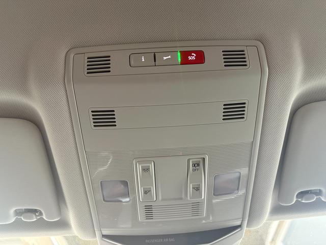 Volkswagen T-Roc EDITION IQ DRIVE SHZ ACC RFK PDC 