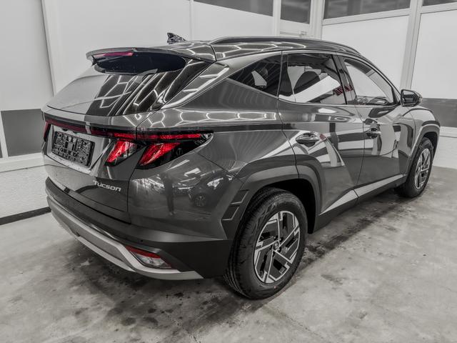 Hyundai TUCSON STYLE KLIMAAUTOMATIK TOTWINKEL NAVI SHZ RFK PDC 