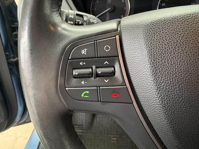 Hyundai i20 YES! PLUS NAVI SHZ KLIMAAUTOMATIK TEMPOMAT ALU 