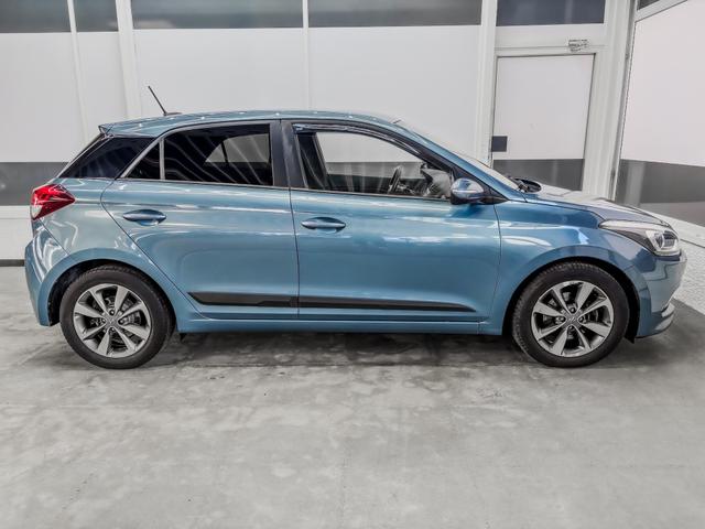 Hyundai i20 YES! PLUS NAVI SHZ KLIMAAUTOMATIK TEMPOMAT ALU 