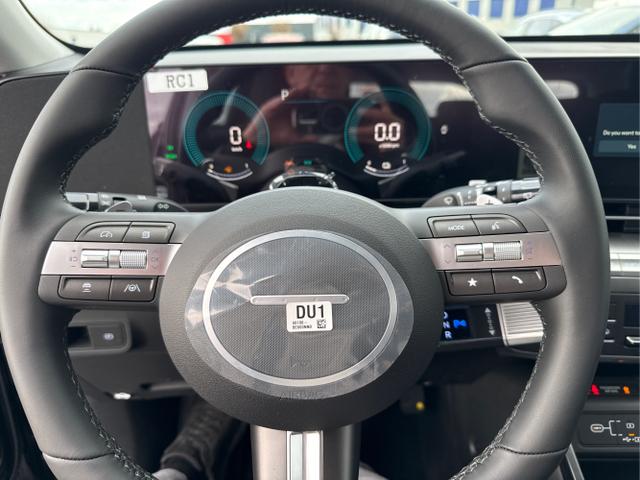 Hyundai / KONA / Schwarz / / / HEV DCT ACC NAVI RFK Smart Key