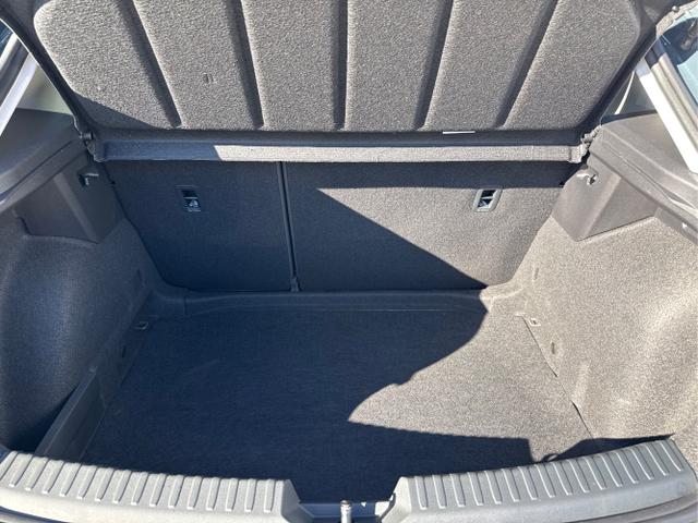 Seat / Leon / Blau / / / ACC RFK PDC