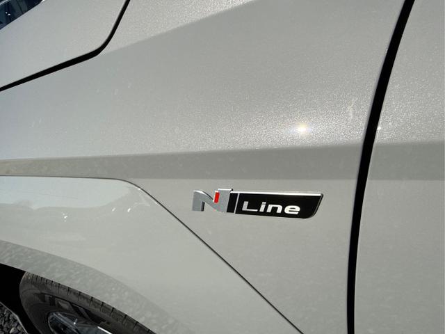 Hyundai / KONA / Grau /  /  / 1.6 4WD T-GDi DCT N-LINE SHZ NAVI ACC RFK