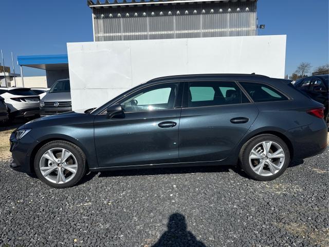 Seat / Leon / Grau / / / NAVI AHK MATRIX ACC SHZ