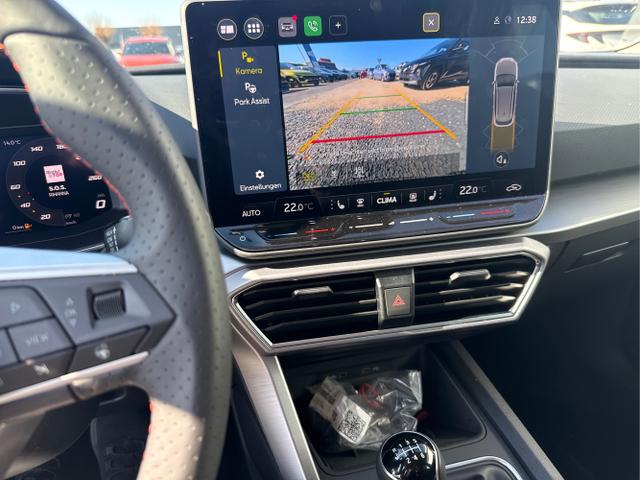 Seat / Leon / Grau / / / NAVI AHK MATRIX ACC SHZ