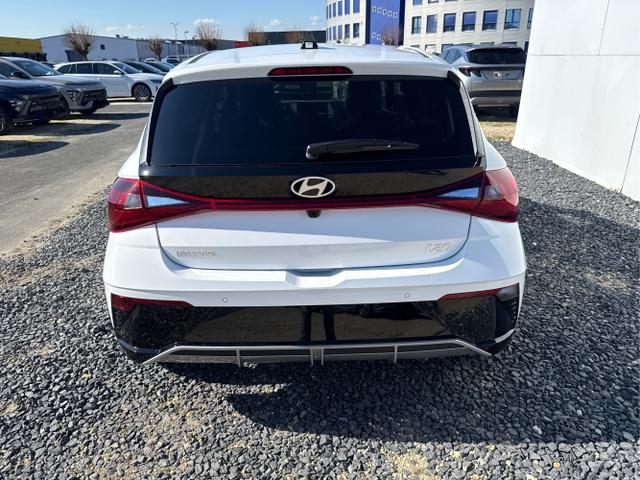 Hyundai / i20 / Wei&szlig; / / / BLACK PACK KLIMAAUTOMATIK NAVI WP