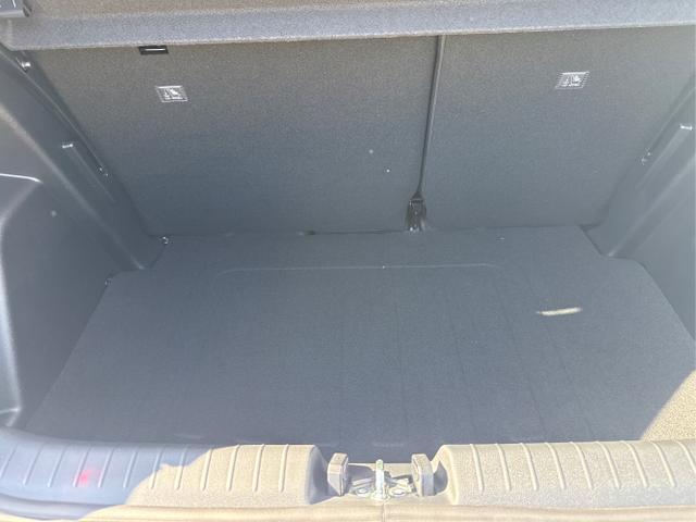 Hyundai / i20 / Wei&szlig; / / / BLACK PACK KLIMAAUTOMATIK NAVI WP