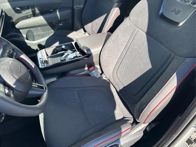 Hyundai / TUCSON / Grau / / / AUT N-LINE PANO SHZ SMART KEY ACC 