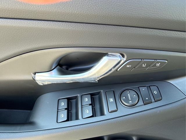 Hyundai / i30 / Grau / / / DCT ACC SHZ SMART KEY 