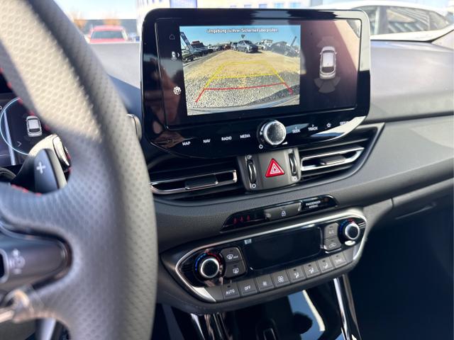 Hyundai / i30 / Grau / / / DCT ACC SHZ SMART KEY 