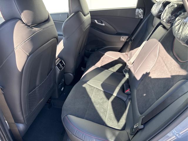 Hyundai / i30 / Grau / / / DCT ACC SHZ SMART KEY 