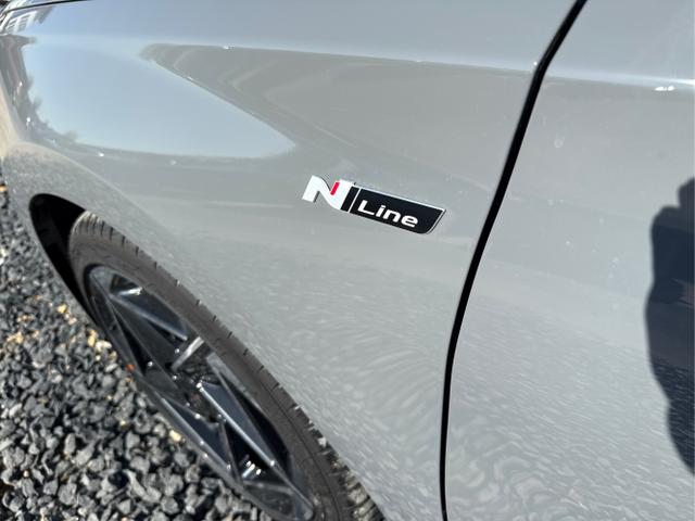 Hyundai / i30 / Grau / / / DCT N-LINE SHZ NAVI RFK