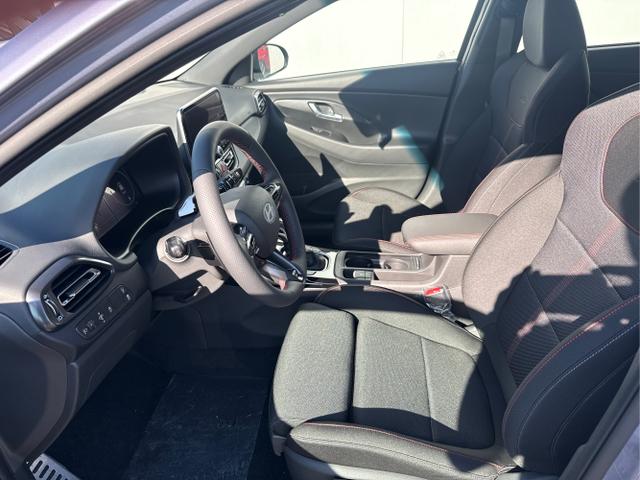 Hyundai / i30 / Blau /  /  / DCT N-LINE SHZ NAVI RFK