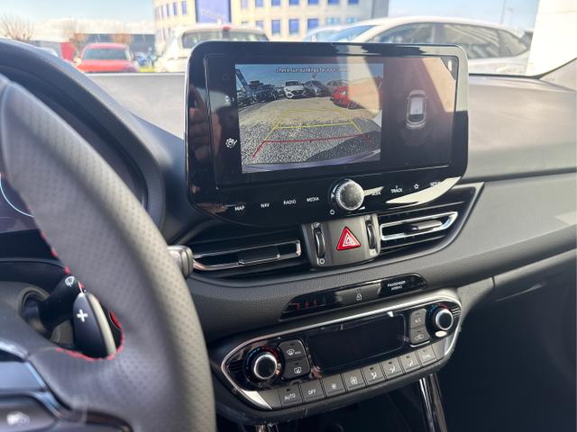 Hyundai / i30 / Blau /  /  / DCT N-LINE SHZ NAVI RFK