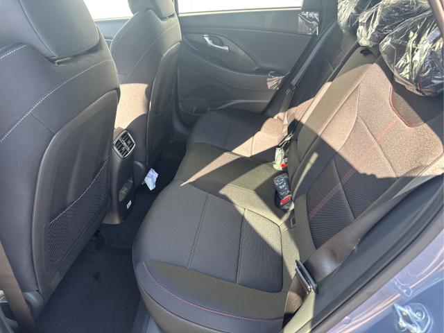 Hyundai / i30 / Blau /  /  / DCT N-LINE SHZ NAVI RFK