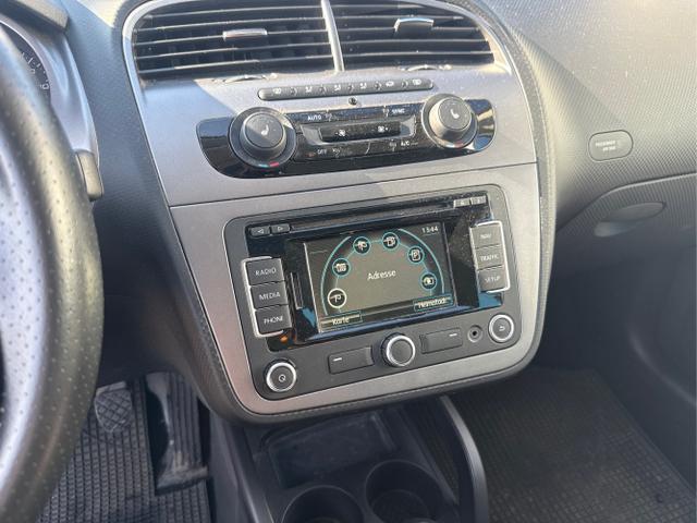 Seat / Altea XL / Rot /  /  / SHZ PDC v+h KLIMAAUTOMATIK