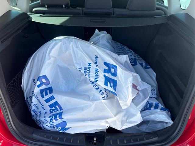 Seat / Altea XL / Rot /  /  / SHZ PDC v+h KLIMAAUTOMATIK