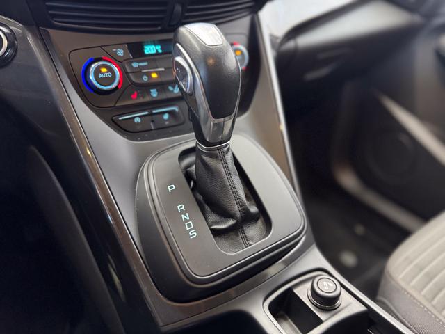 Ford C-Max TITANIUM 2.0 TDCI POWERSHIFT NAVI SHZ PDC KEYLESS 