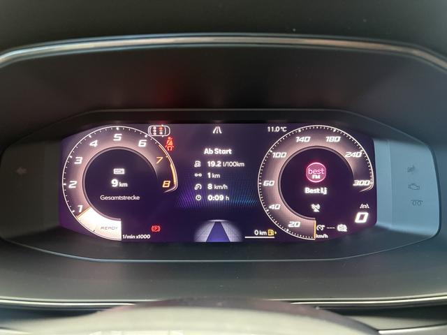 Cupra Leon 1.5 TSI NAVI ACC KEYLESS 