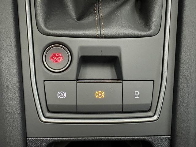 Cupra Leon 1.5 TSI NAVI ACC KEYLESS 