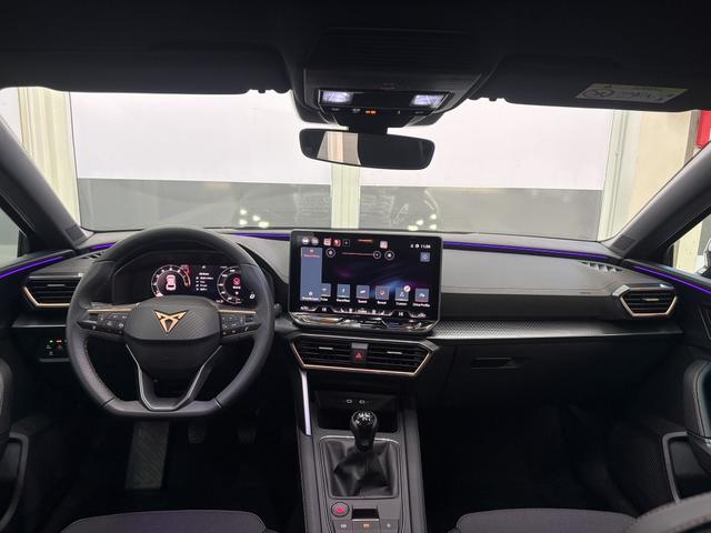 Cupra Leon 1.5 TSI NAVI ACC KEYLESS 