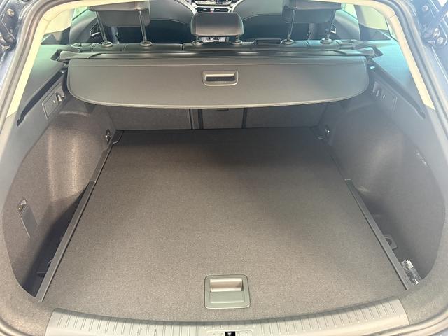 Seat Leon Sportstourer FR NAVI AHK MATRIX ACC SHZ 