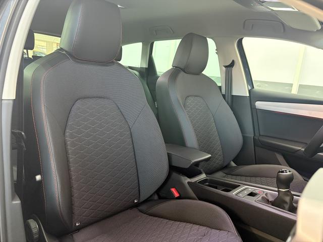 Seat Leon Sportstourer FR NAVI AHK MATRIX ACC SHZ 