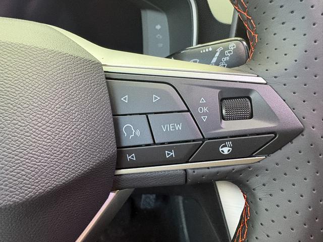 Seat Leon Sportstourer FR NAVI AHK MATRIX ACC SHZ 