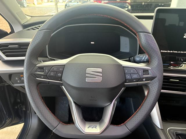 Seat Leon Sportstourer FR NAVI AHK MATRIX ACC SHZ 