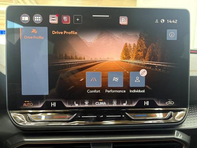 Cupra Leon 1.5 eTSI DSG ACC SHZ KEYLESS 