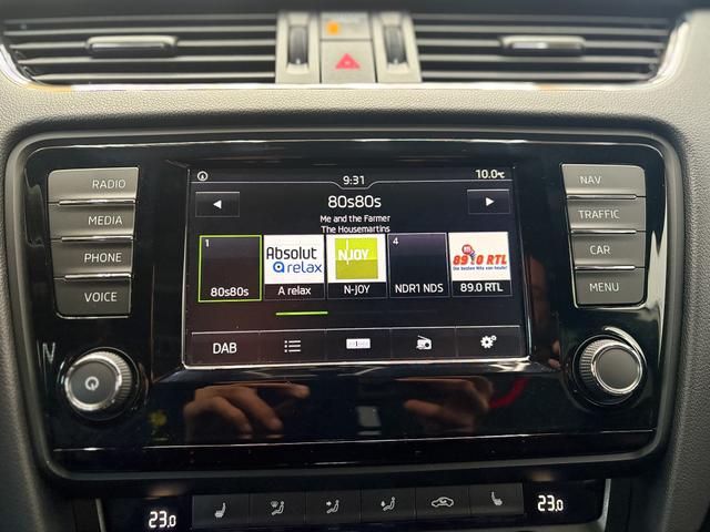 Skoda Octavia RS Combi 2.0 TDI DSG NAVI PANO SHZ XENON 