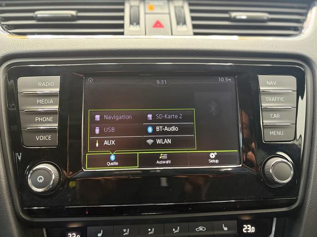 Skoda Octavia RS Combi 2.0 TDI DSG NAVI PANO SHZ XENON 