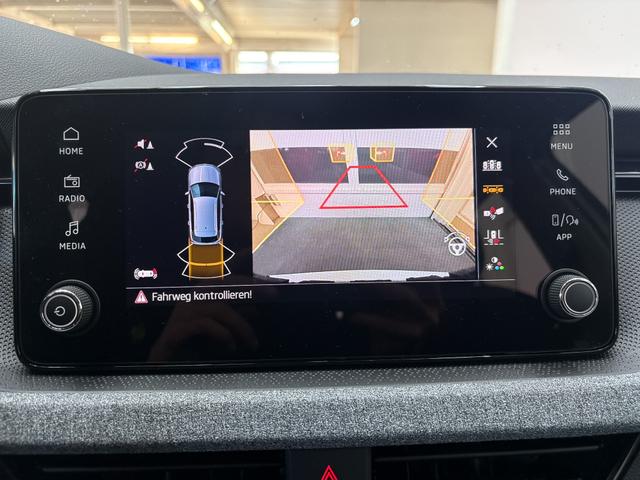 Skoda Kamiq SELECTION DSG KESSY RFK LED NSW KLIMAAUTOMATIK PDC v+h 