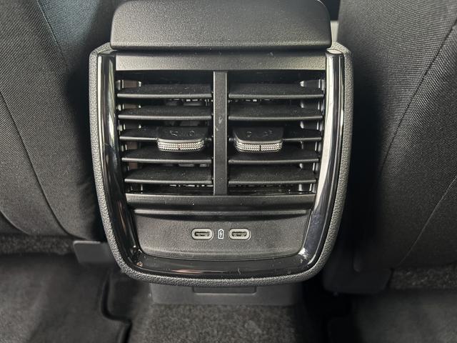 Skoda Kamiq SELECTION DSG KESSY RFK LED NSW KLIMAAUTOMATIK PDC v+h 