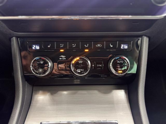 Skoda Superb Combi STYLE DSG NAVI SHZ LED 