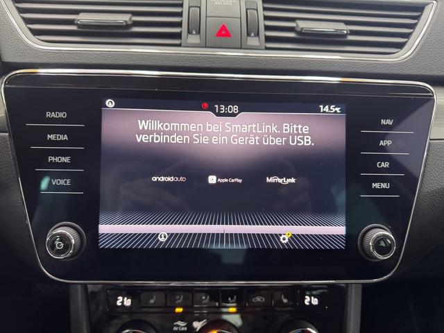 Skoda Superb Combi STYLE DSG NAVI SHZ LED 