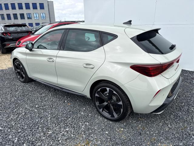 Cupra / Leon / Grau / / / DSG NAVI ACC SHZ KEYLESS 