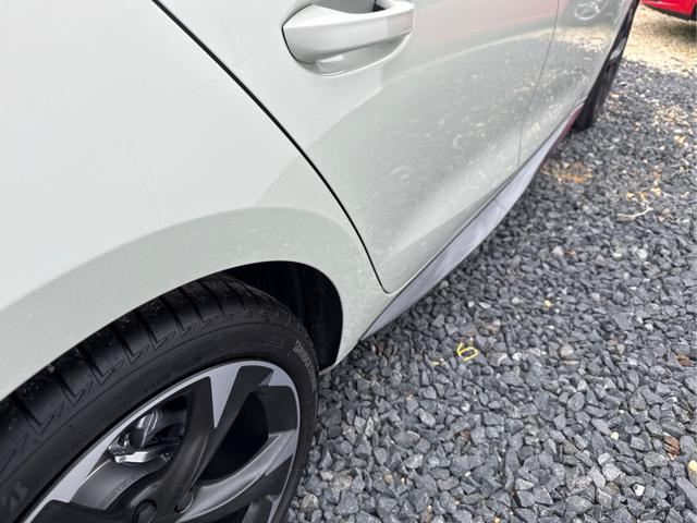 Cupra / Leon / Grau / / / DSG NAVI ACC SHZ KEYLESS 