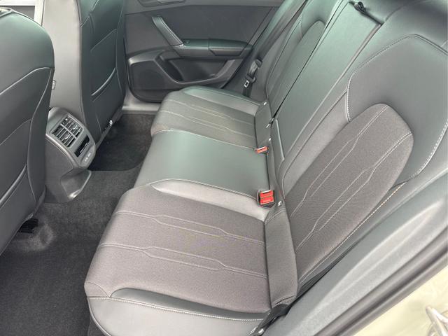 Cupra / Leon / Grau / / / DSG NAVI ACC SHZ KEYLESS 